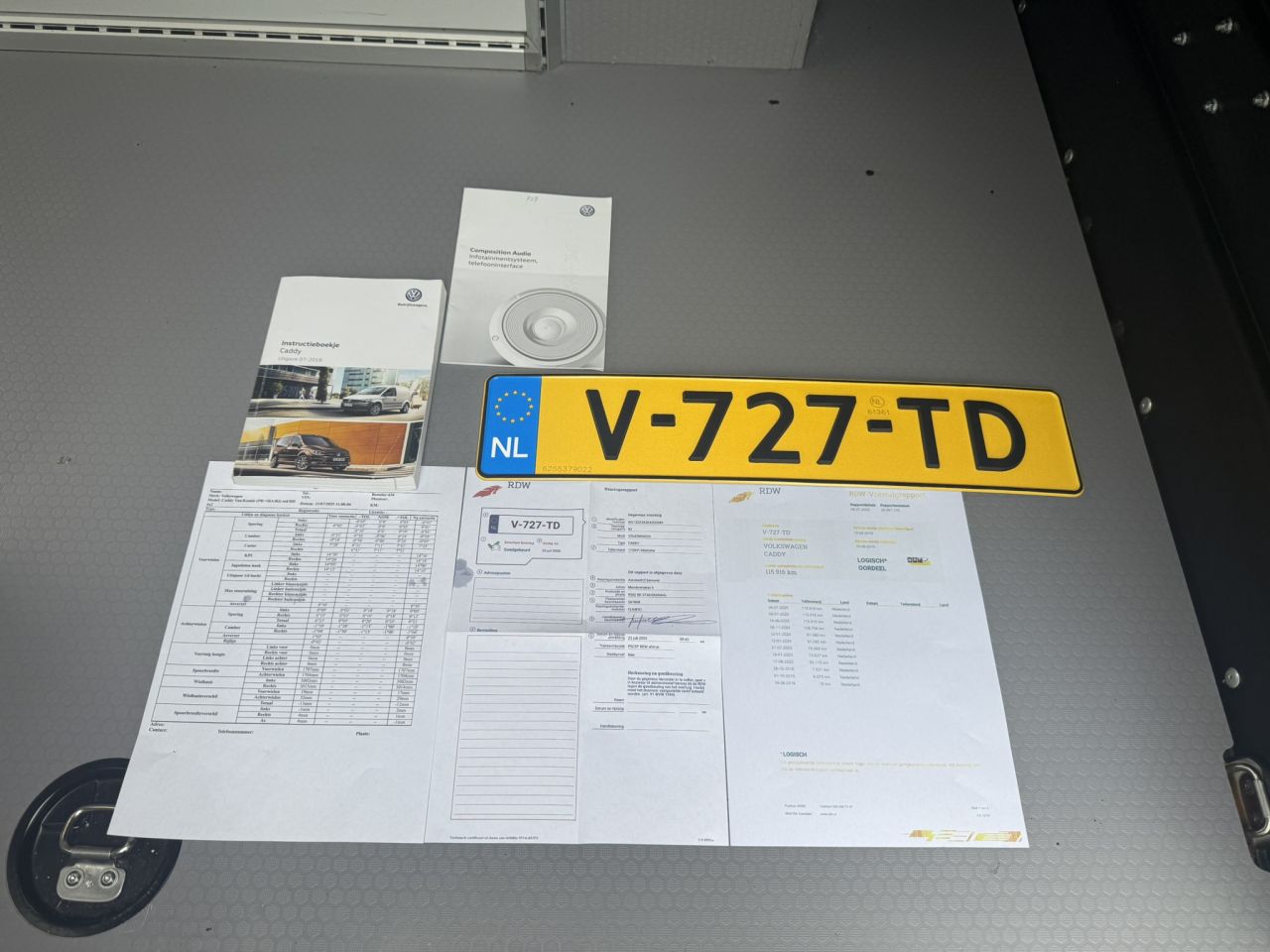 Volkswagen Caddy maxi Sortimo bedrijfswageninrichting Victron