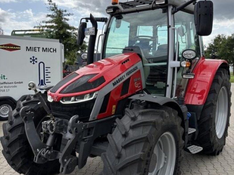 Massey Ferguson 5S.125 DYNA-6
