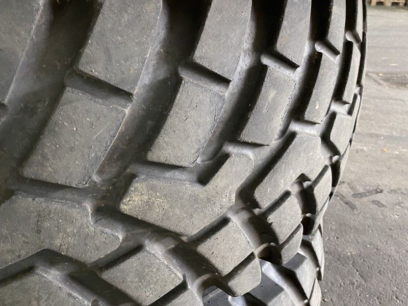 Nokian John Deere Kompletträder 440/80R24