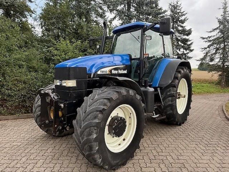 New Holland TM190