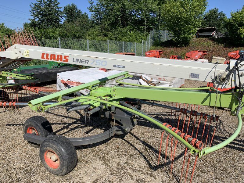 Claas Liner 750 Twin