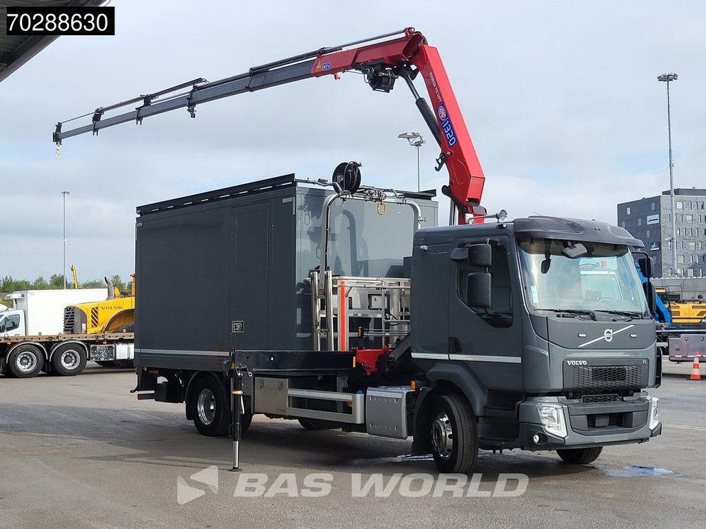 Volvo FL 250 4X2 Mobile workshop HMF 1320K-RCS Crane manbasket 2000kg Ladebordwand