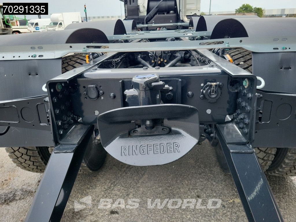 MAN TGS 41.400 8X4 New 8x4 chassis Engine PTO Steelsuspension Big-Axle Manual Euro 2