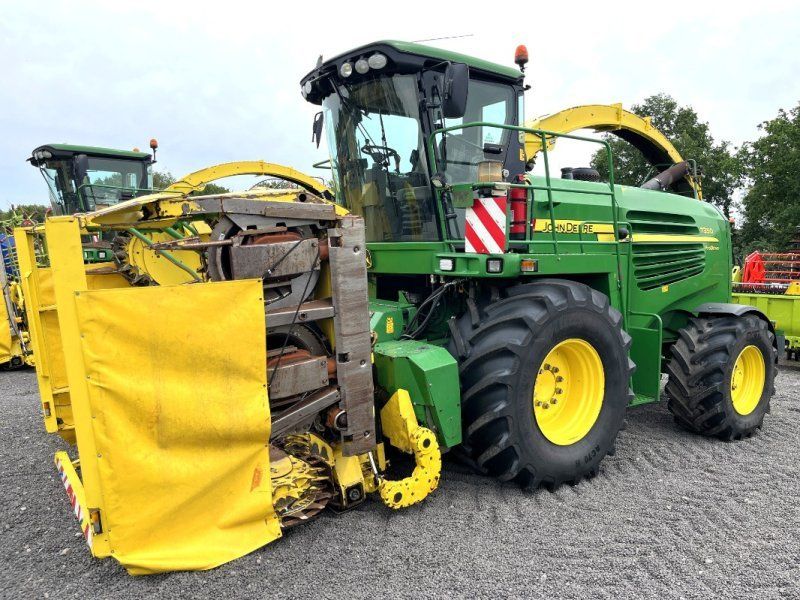 John Deere 7350 ProDrive, Allrad, 40 km/h mit Kemper 360 + 630C PICKUP