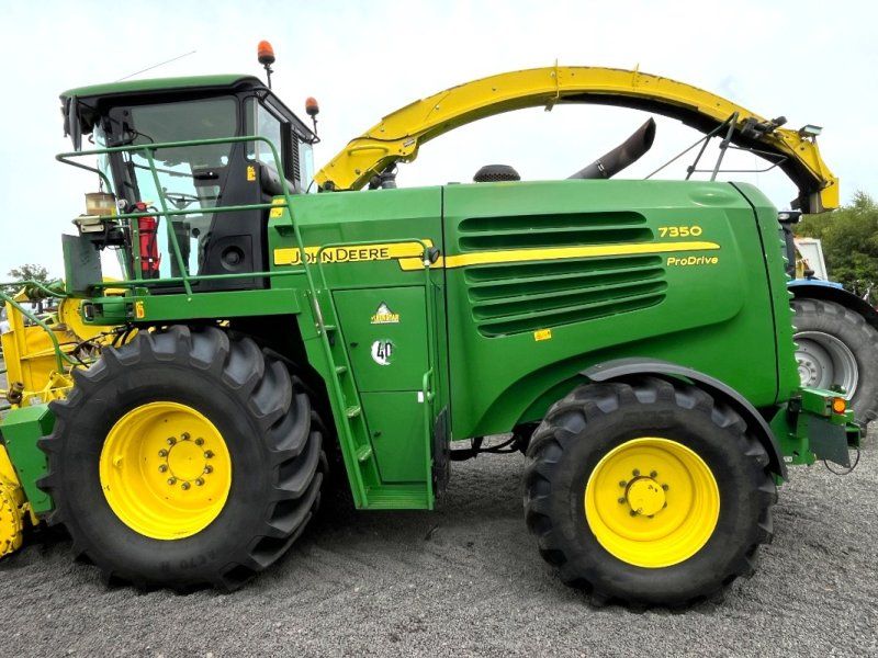 John Deere 7350 ProDrive, Allrad, 40 km/h mit Kemper 360 + 630C PICKUP