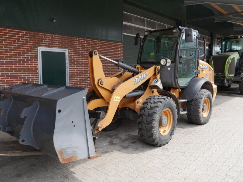 Case IH 321 F