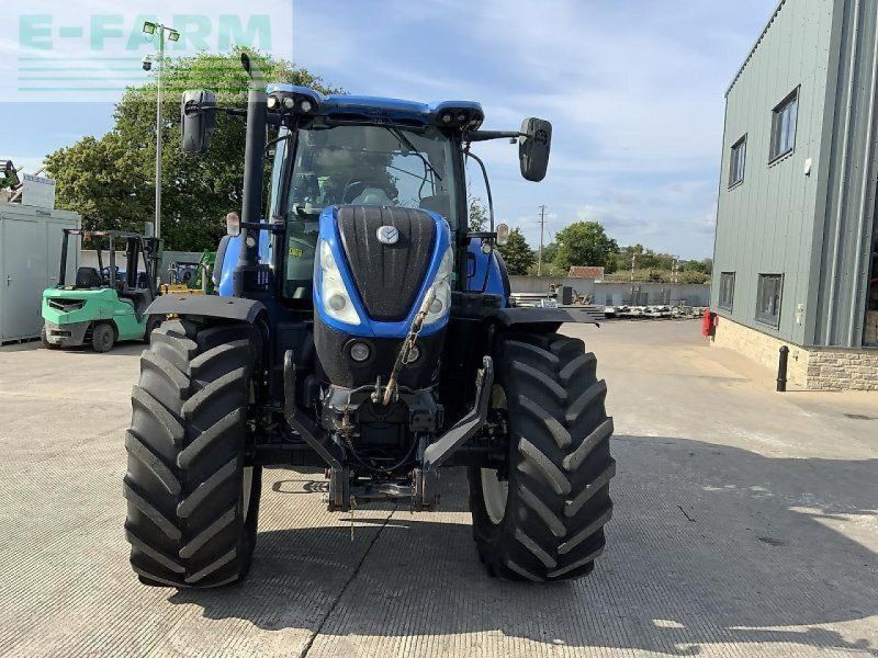 New Holland t7.225 auto command (st23808)