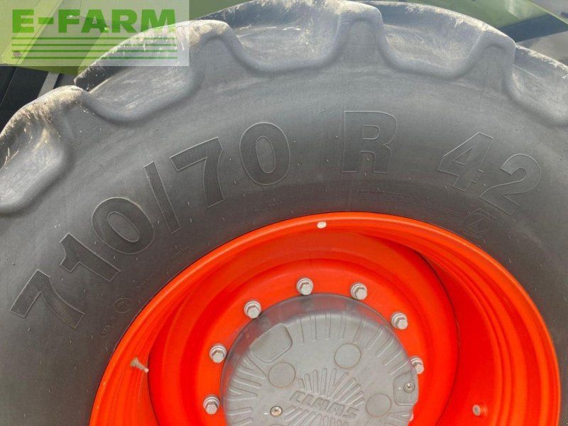 Claas XERION 4200 TRAC VC STAGE V TRAC VC