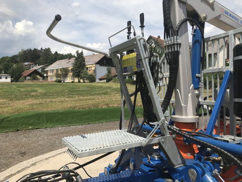 Scandic ST-10S Rückewagen 13t 7,9m Kran 550kg Hubkraft Druckluft