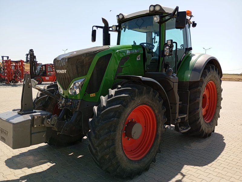 Fendt 828 Vario S4 Profi Plus