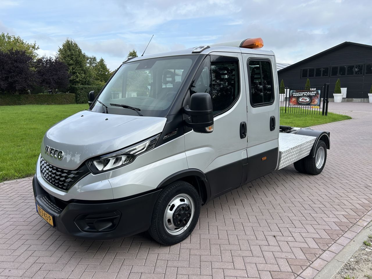 Be trekker Iveco Daily 40C18 Hi Matic automaat euro 6 dubbele ca