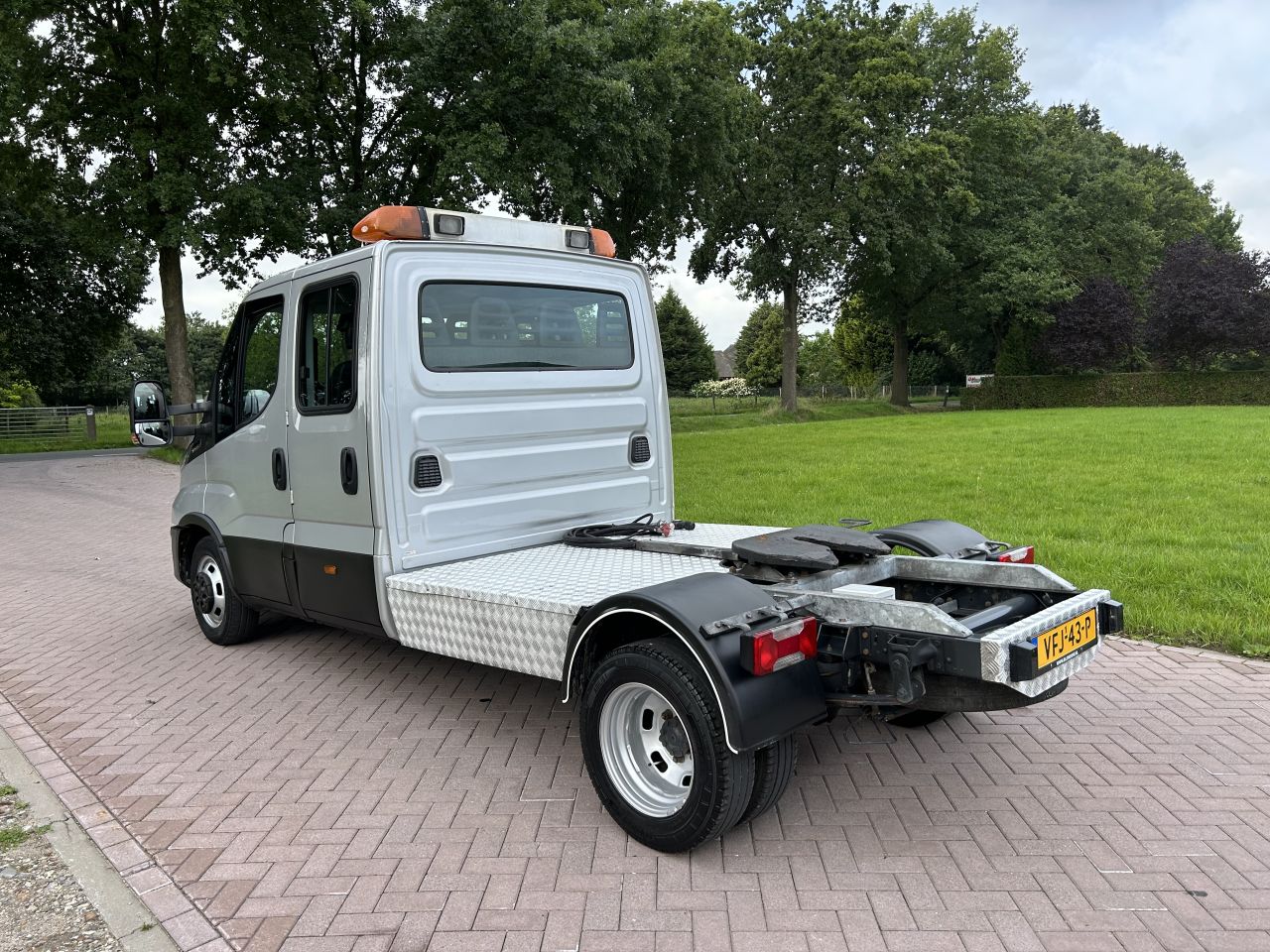 Be trekker Iveco Daily 40C18 Hi Matic automaat euro 6 dubbele ca