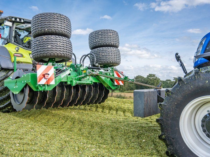 Düvelsdorf Silagewalze mit Seitenverschub