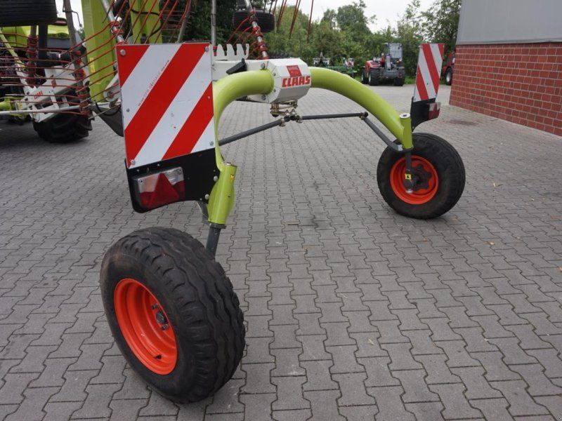 Claas Liner 2700