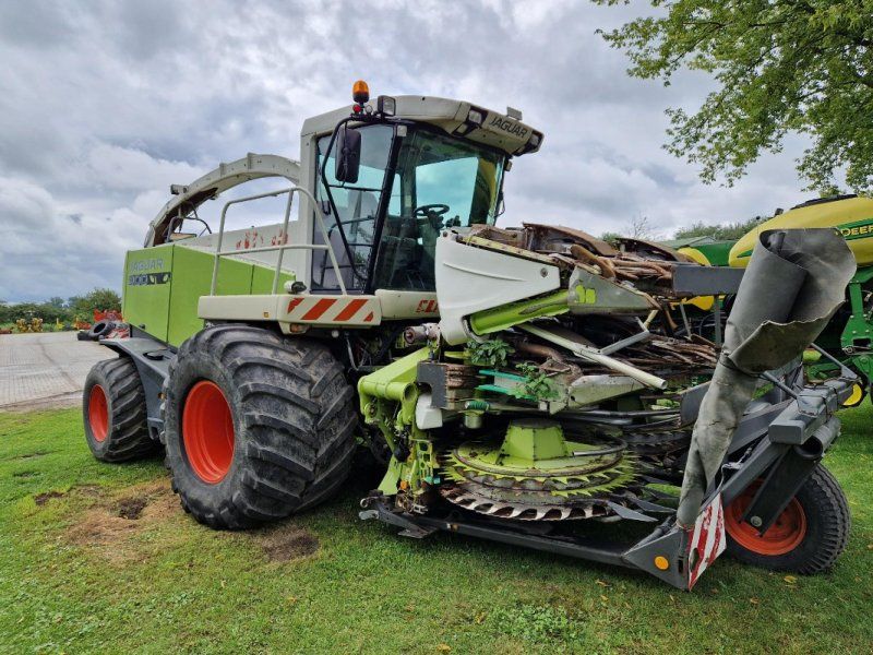 Claas Jaguar 900