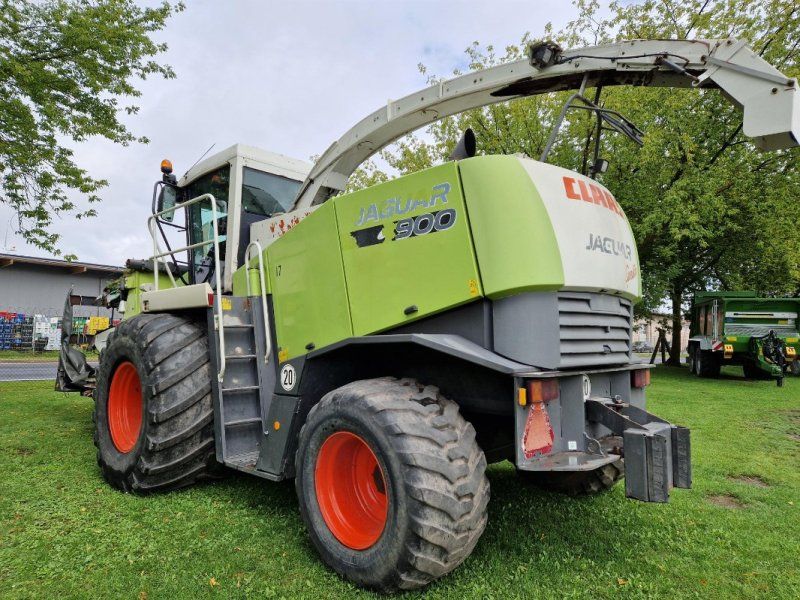 Claas Jaguar 900