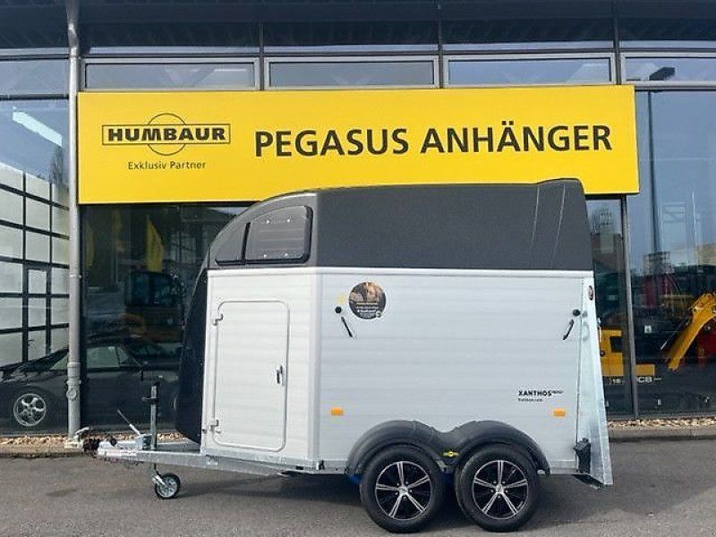 Humbaur Xanthos Aero 2-Pferde 2,4t  SK