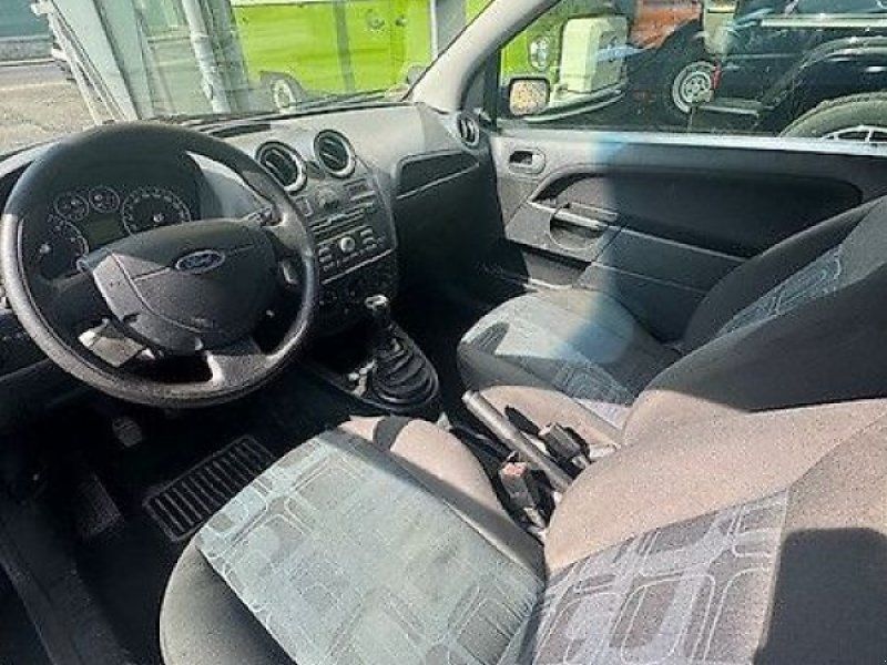 Ford Fiesta Basis PKW Auto