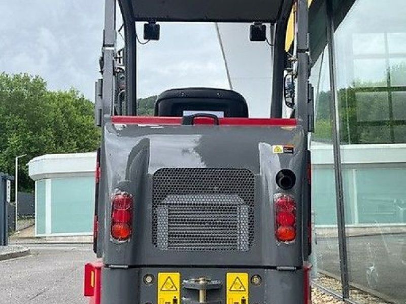 Kima Pegasus 06 Hoflader  Hoftruck