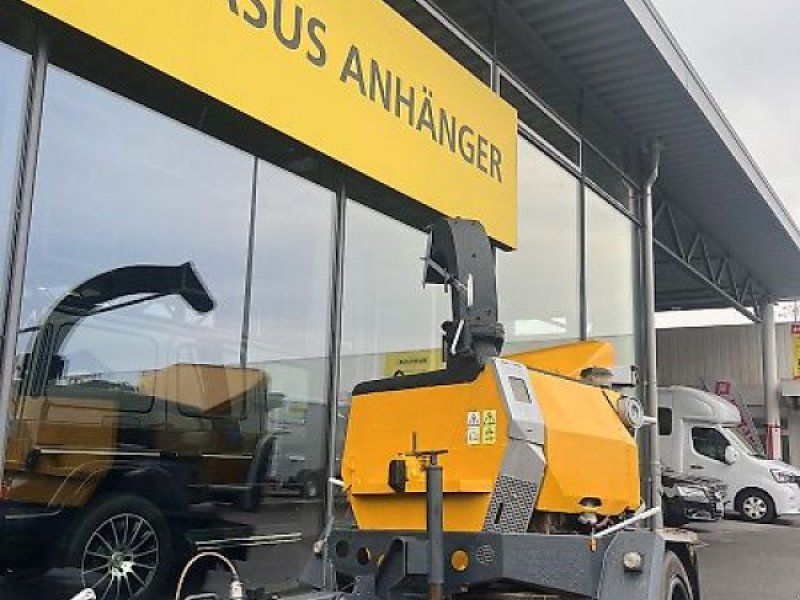 Schliesing 400 F Hozhäcksler Anhänger 2t.