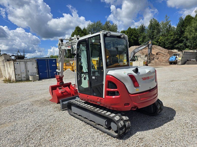 Takeuchi TB370