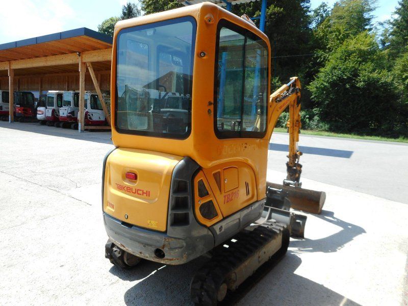 Takeuchi TB 216 ( 1.865kg ) POWERTILT + hydr. Schnellwech