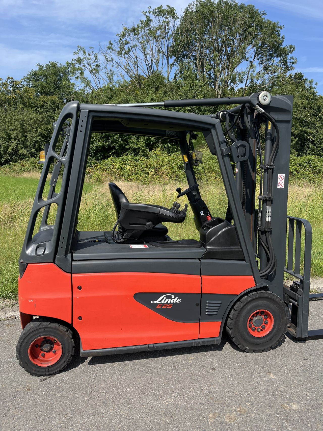 Linde E25L-01