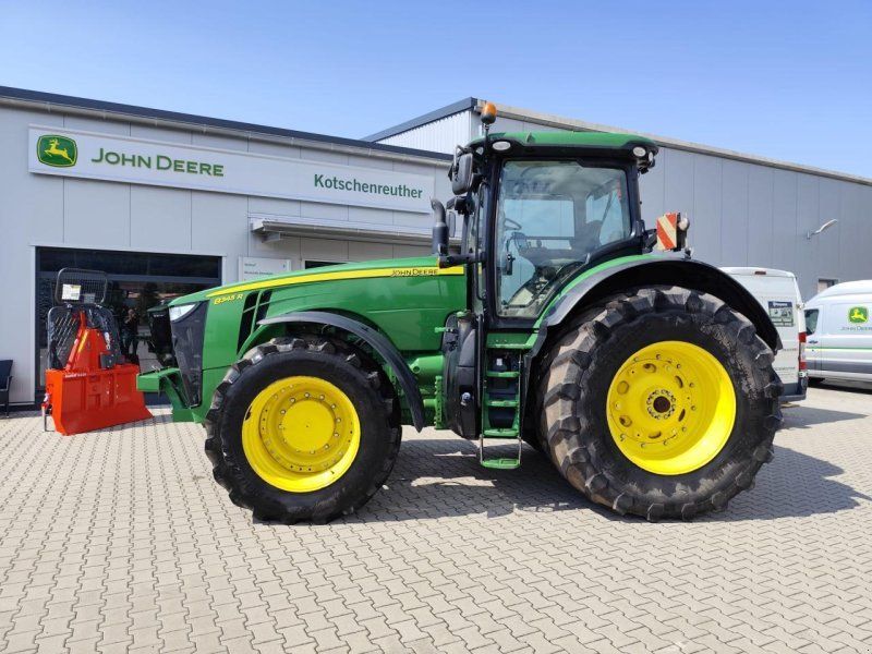 John Deere 8345R
