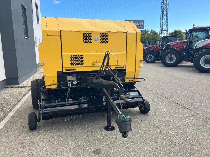 New Holland BR 6090 Crop Cutter