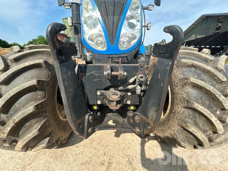 New Holland T6090
