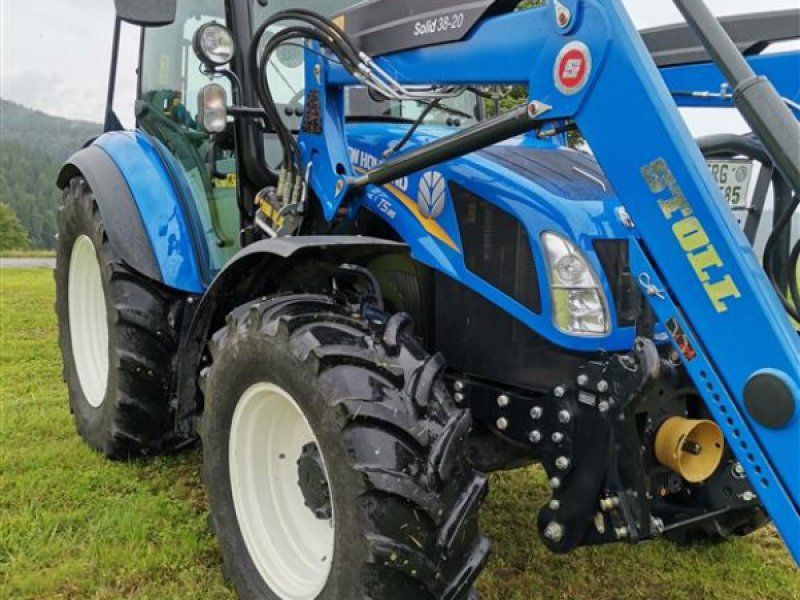New Holland T 5.85