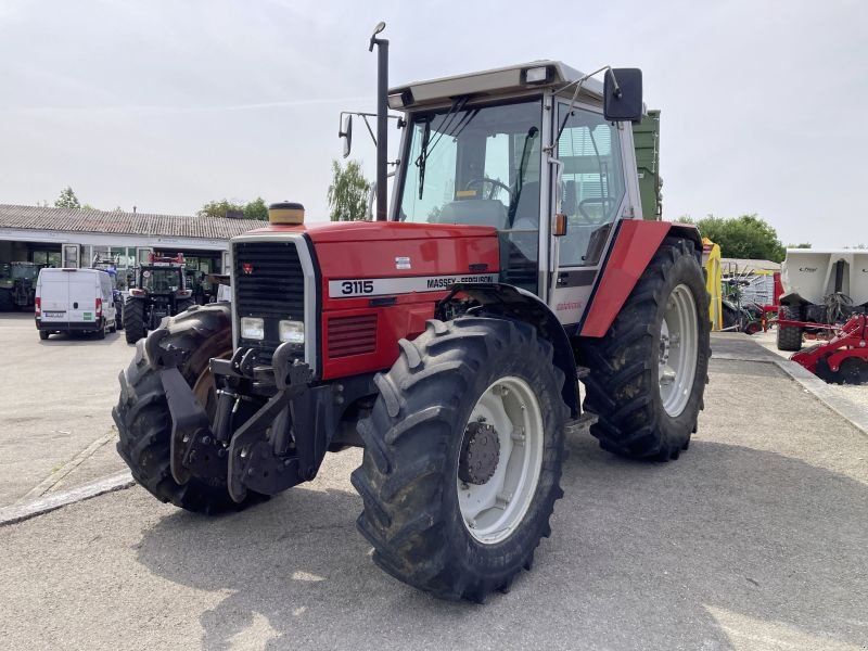 Massey Ferguson 3115
