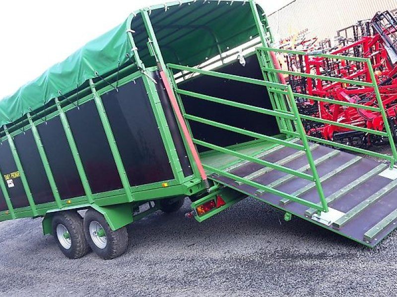 Pronar T 0461 Vieh 14 m²