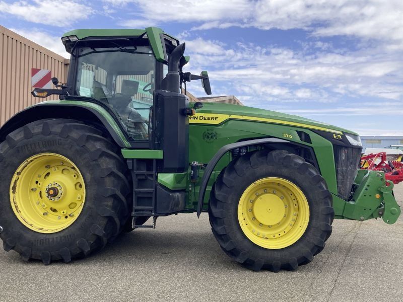 John Deere 8R 370
