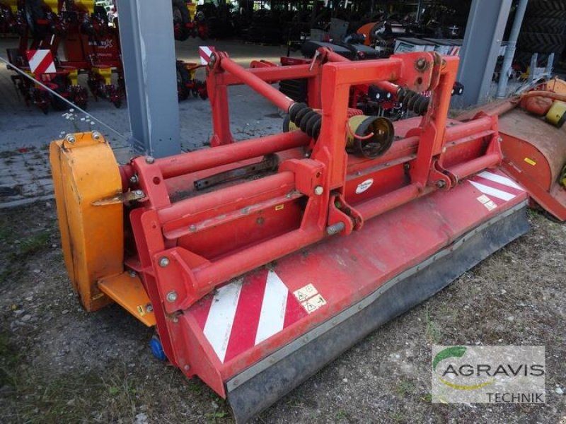 Dücker UM 27 F