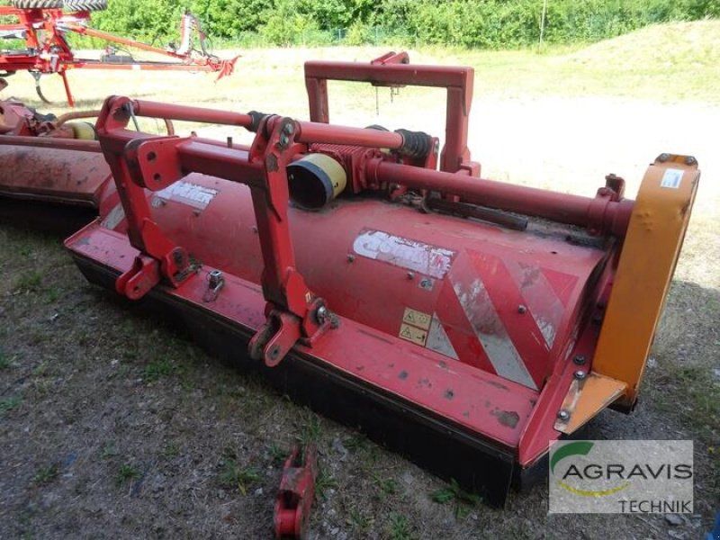 Dücker UM 27 F