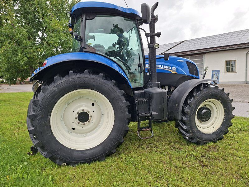 New Holland T7.210