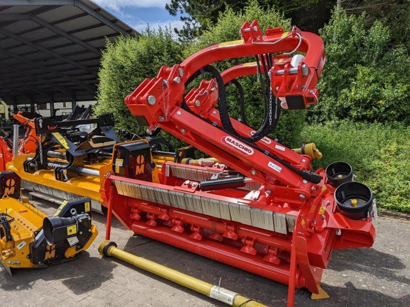 Maschio Giraffa XL 210 SE