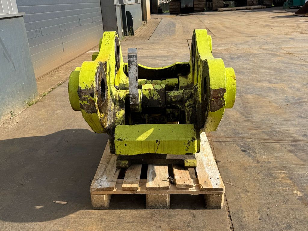 Caterpillar 352F Miller Pin-On Quick Coupler
