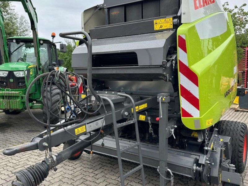 Claas Variant 480RC