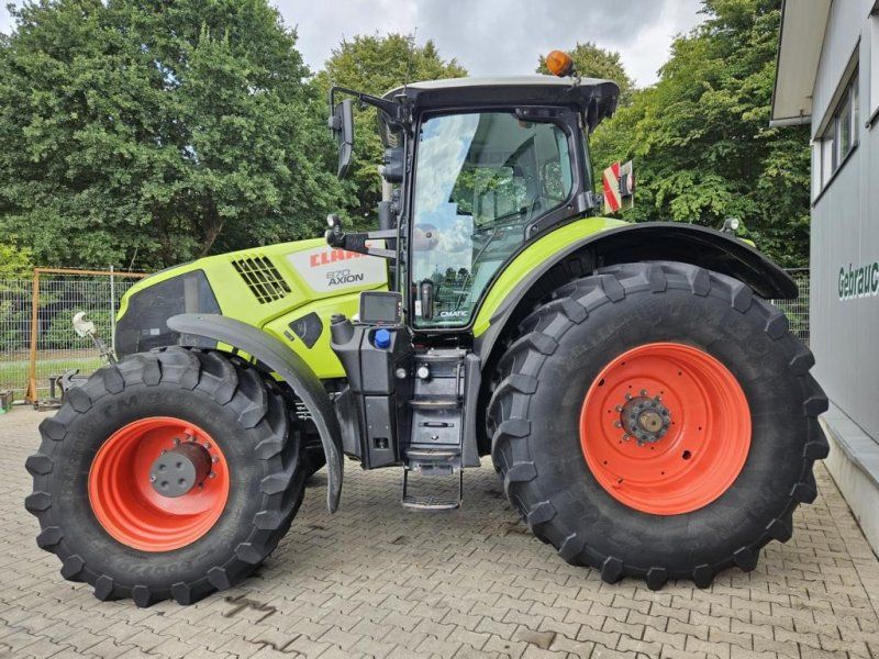 Claas Axion 870