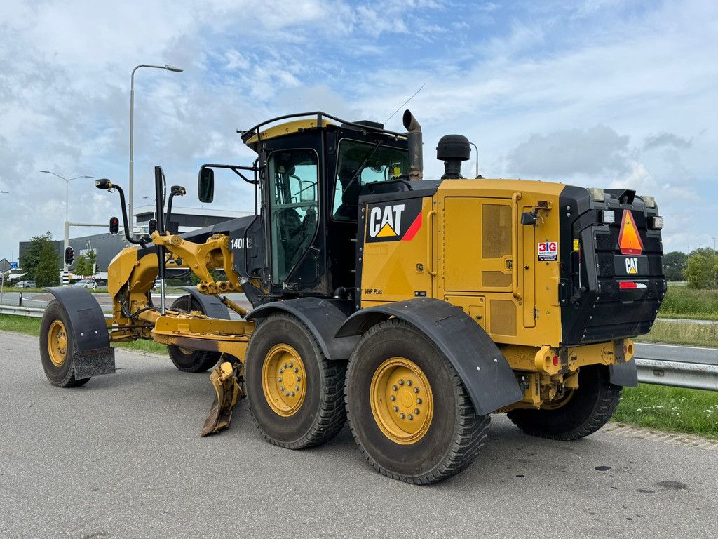 Caterpillar 140M2