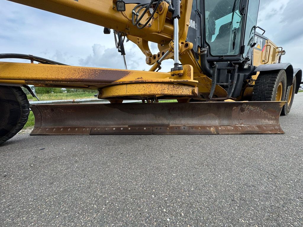 Caterpillar 140M2