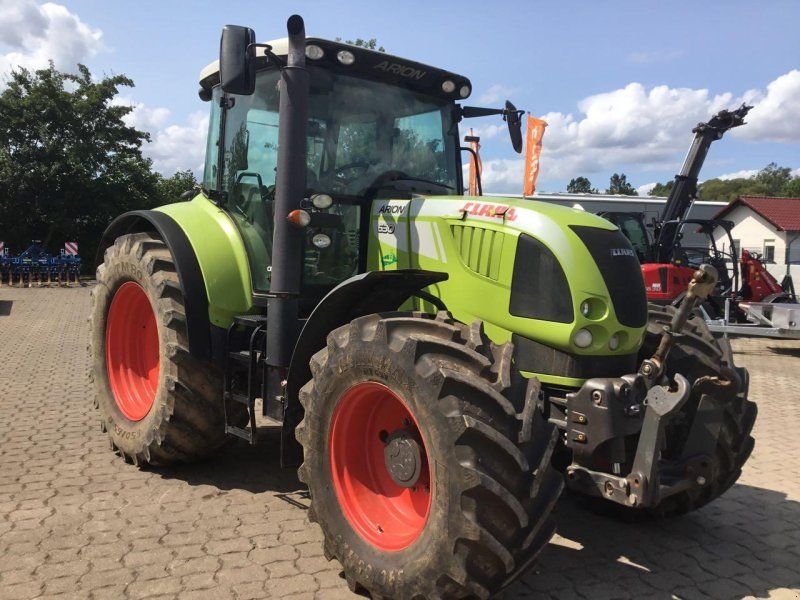 Claas Arion 630