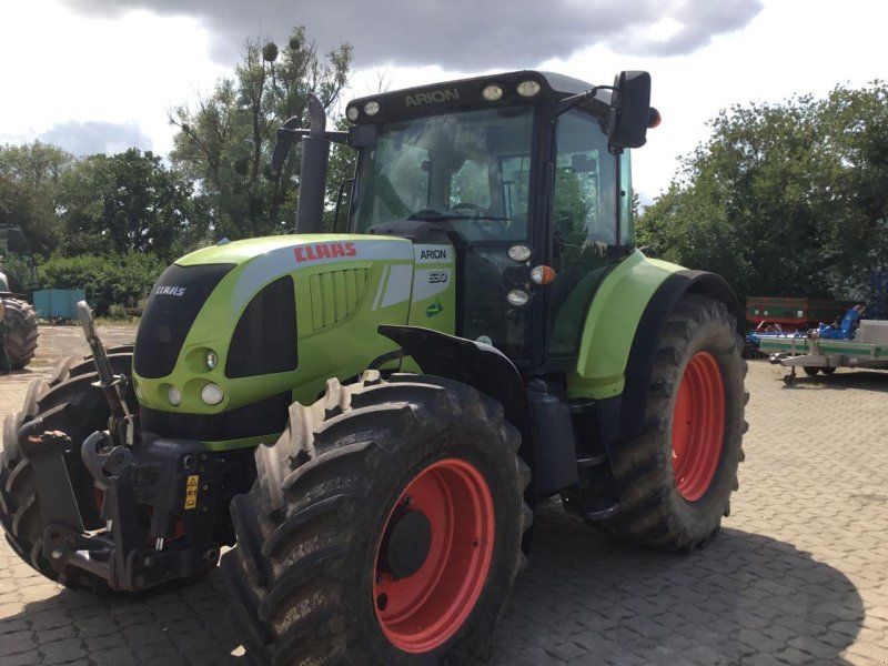 Claas Arion 630