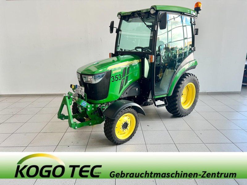 John Deere 2032R