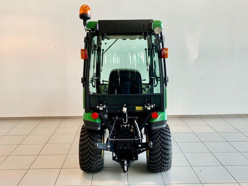 John Deere 1026R