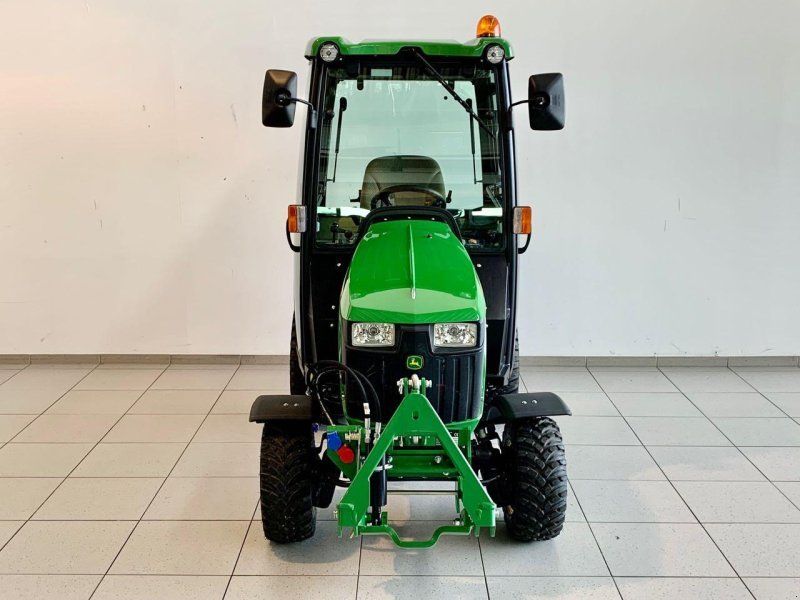 John Deere 1026R
