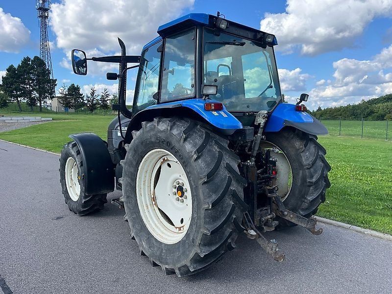 New Holland TS 115