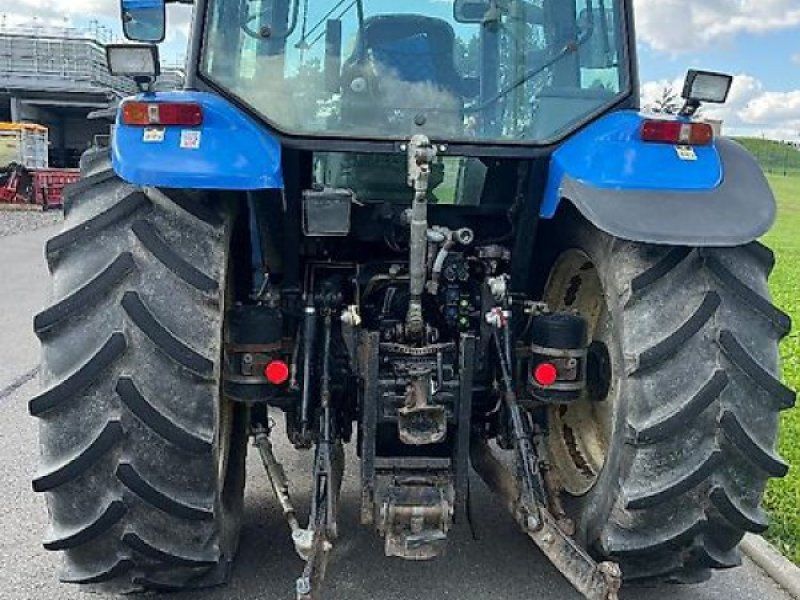 New Holland TS 115